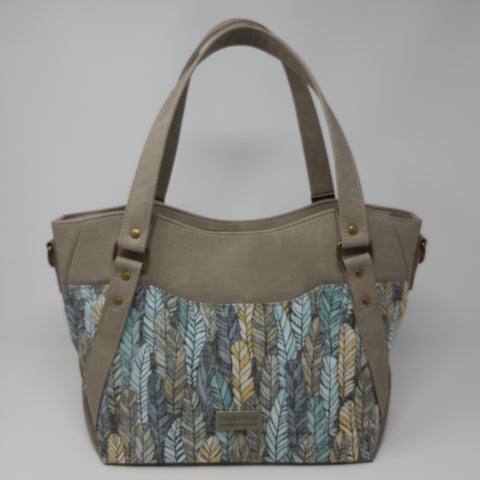 Hiraeth Handbag - Feathers (Neutral)